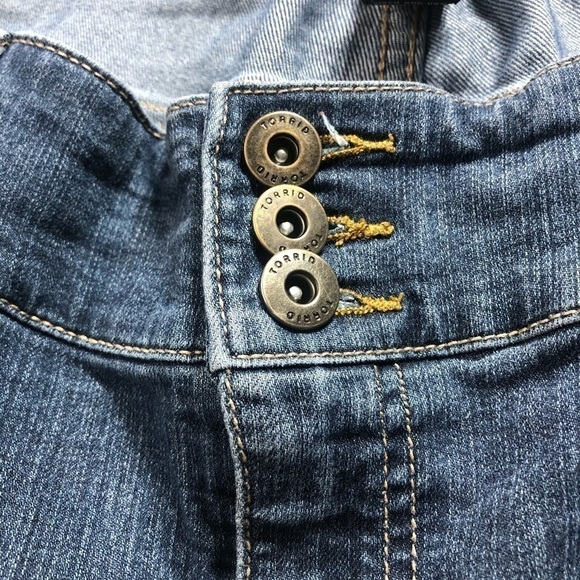 Torrid jeans three button size 22T - Picture 5 of 8